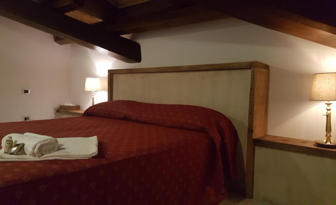 Amaranto99 Bed and Breakfast LʼAquila Buitenkant foto