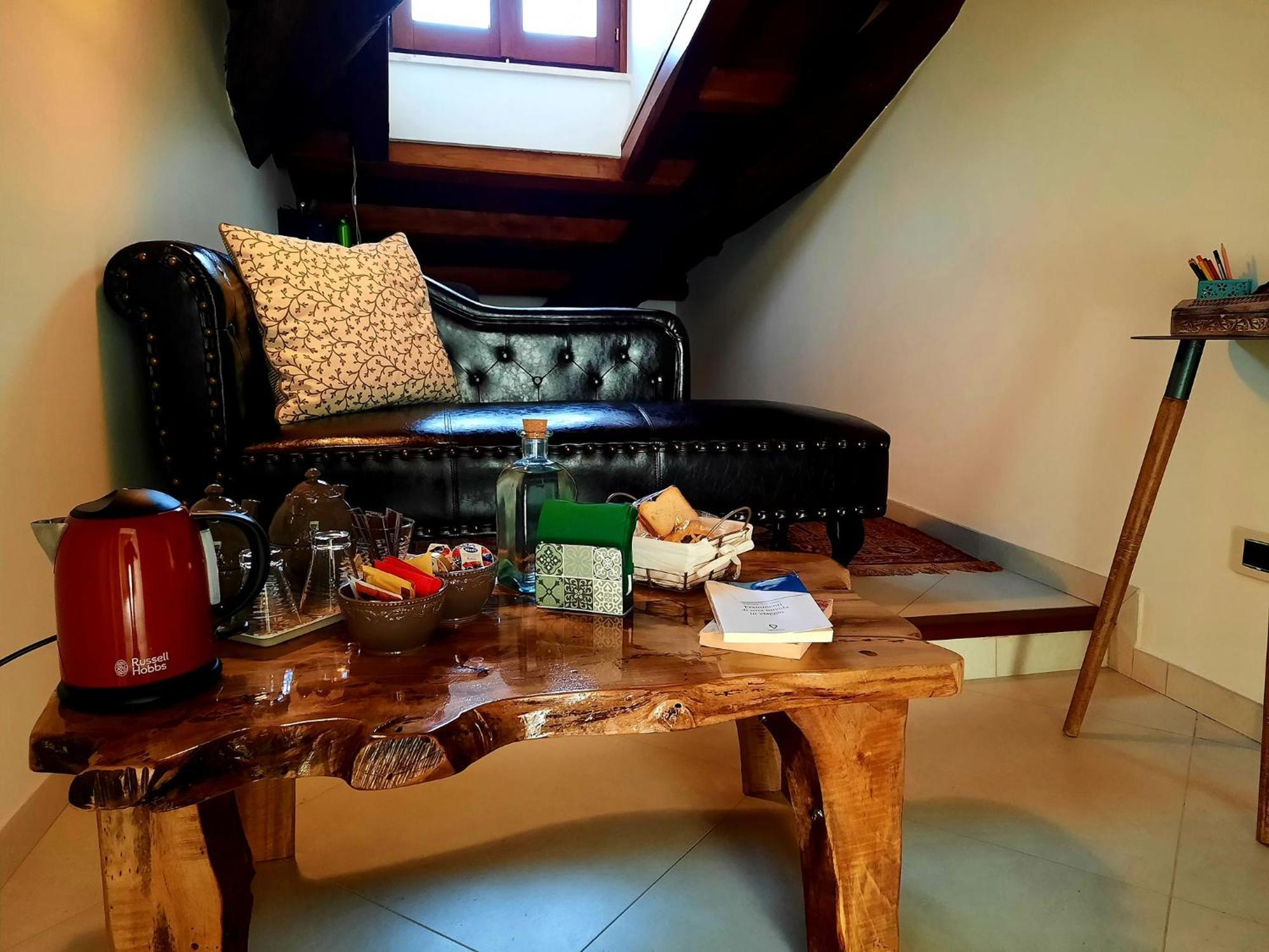 Amaranto99 Bed and Breakfast LʼAquila Buitenkant foto